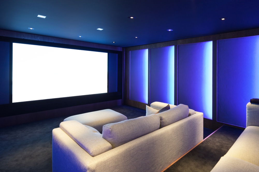 Home cinema super room